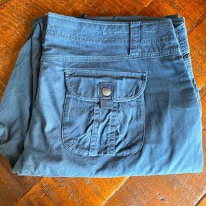Kuhl Legendary Women's slate Blue pants/capris